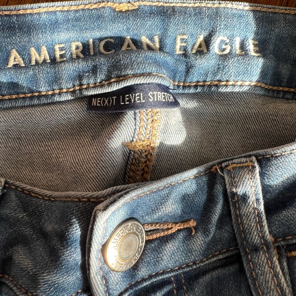American Eagle Ripped Jeggings - Picture 6 of 6